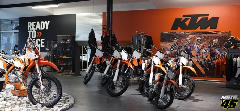 KTM pęka w szwach! Pełna gama motocykli na rok 2016 już w salonie MOTO46! 37