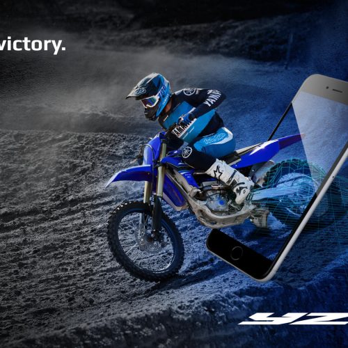 2021-Yamaha-YZ450F-EU-Icon_Blue-Keyvisual-001-04