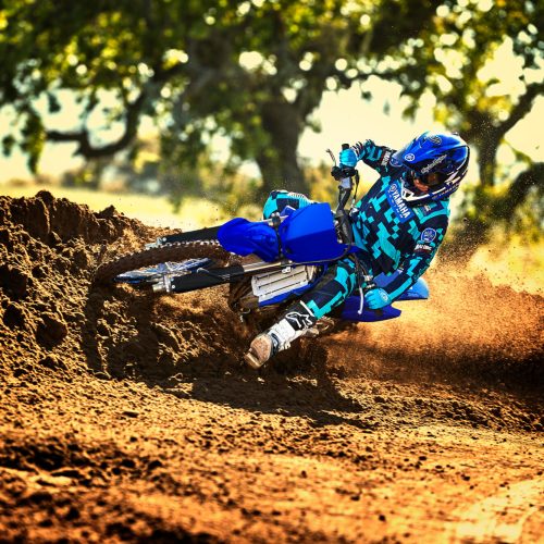 2021-Yamaha-YZ85LW-EU-Icon_Blue-Action-003-03