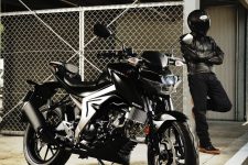gsx-s125al8_action_19.jpg