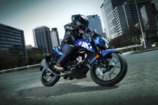 gsx-s125al8_action_9.jpg