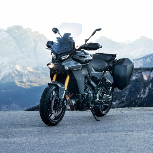 2023-Yamaha-MT09TRDX-EU-Power_Grey-Static-001-03