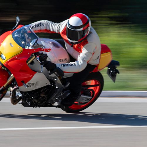 2024 Yamaha XS850GP EU Legend Red Action 004 03