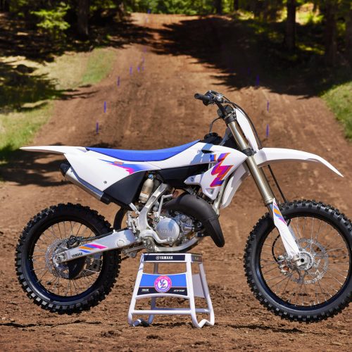 2024-Yamaha-YZ250LCSV-EU-Anniversary_White-Static-0005-03