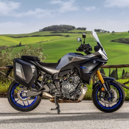 2025-Yamaha-MT07TRGT-EU-Icon_Performance-Static-004-03