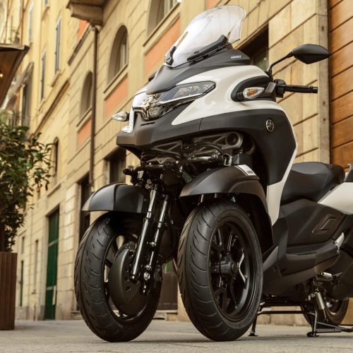 2025-Yamaha-LMW300YM-EU-Milky_White-Static-006-03