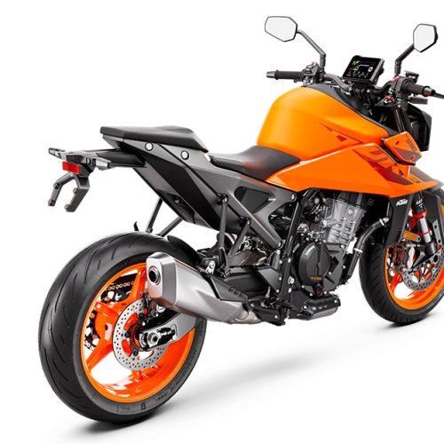 PHO_BIKE_PERS_REHI_MY24-KTM-990-Duke-ORANGE-EU-GLOBAL-90rear-Right-Studio_#SALL_#AEPI_#V1