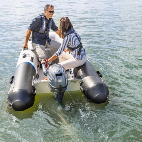 2025-Yamaha-YAM270TAF-EU-Arctic_Grey-Action-006-03