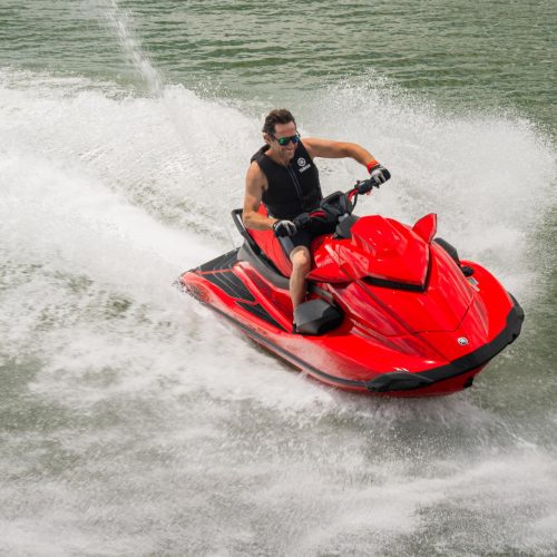 2026-Yamaha-GP1800RSVHO-EU-Torch_Red-Action-001-03