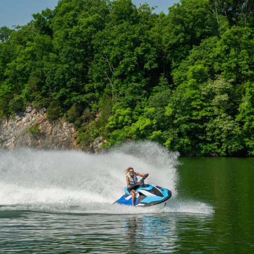 2026-Yamaha-JETBLASTERDLX-EU-Azure_Blue___White-Action-004-03 — kopia