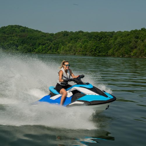 2026-Yamaha-JETBLASTERDLX-EU-Azure_Blue___White-Action-005-03 — kopia