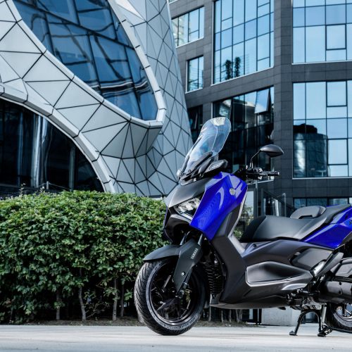 2026-Yamaha-XMAX125A-EU-Icon_Blue-Static-002-03