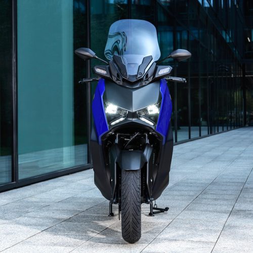2026-Yamaha-XMAX300A-EU-Icon_Blue-Static-003-03