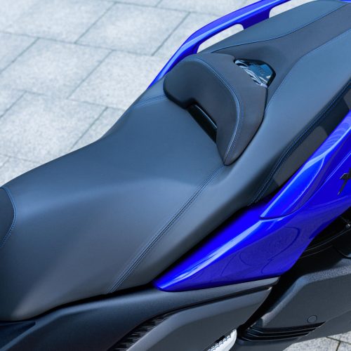 2026-Yamaha-XMAX300A-EU-NA-Detail-005-03