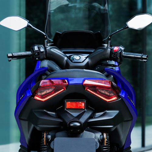 2026-Yamaha-XMAX300A-EU-NA-Detail-007-03