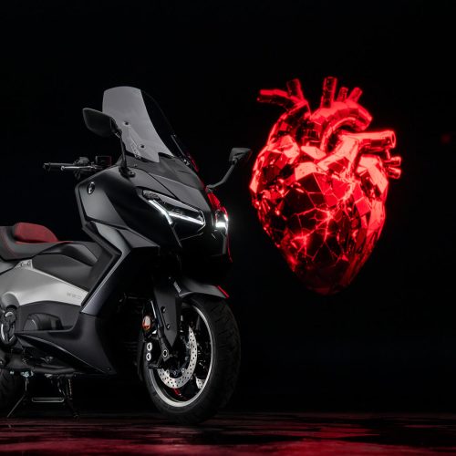 2026-Yamaha-XP500ASV-EU-Black_MAX_-Static-005-03