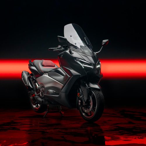 2026-Yamaha-XP500ASV-EU-Black_MAX_-Static-009-03