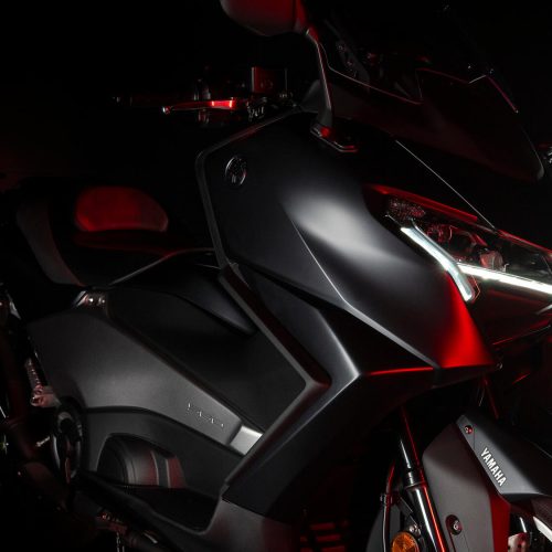 2026-Yamaha-XP500ASV-EU-NA-Detail-001-03