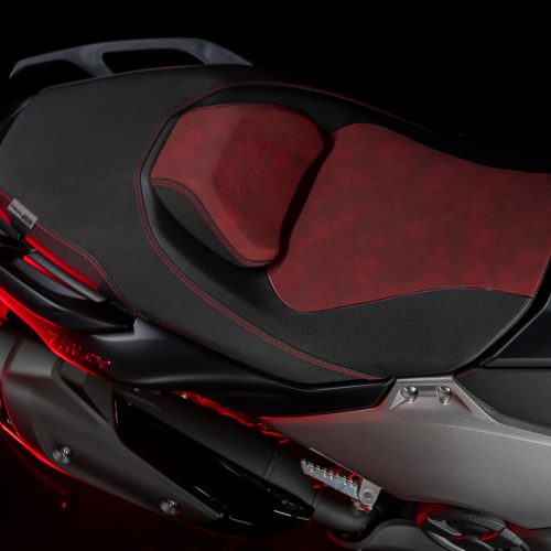 2026-Yamaha-XP500ASV-EU-NA-Detail-003-03