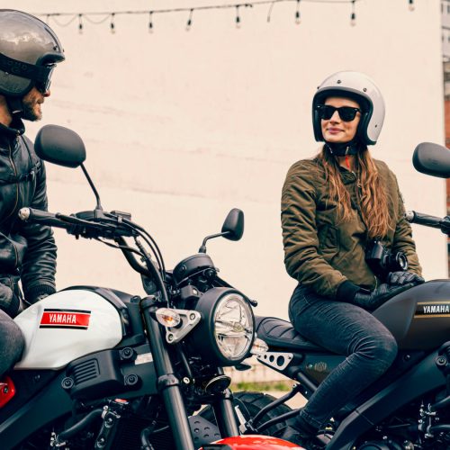 2026-Yamaha-XS125-EU-Lunar_Grey-Static-002-03