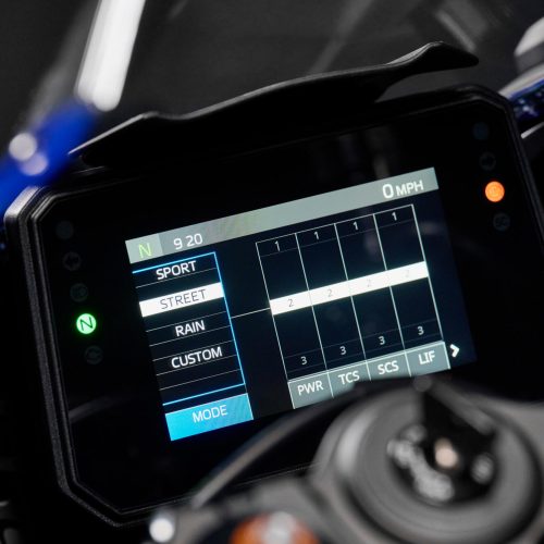 2026-Yamaha-YZF700R7-EU-NA-Detail-003-03 — kopia