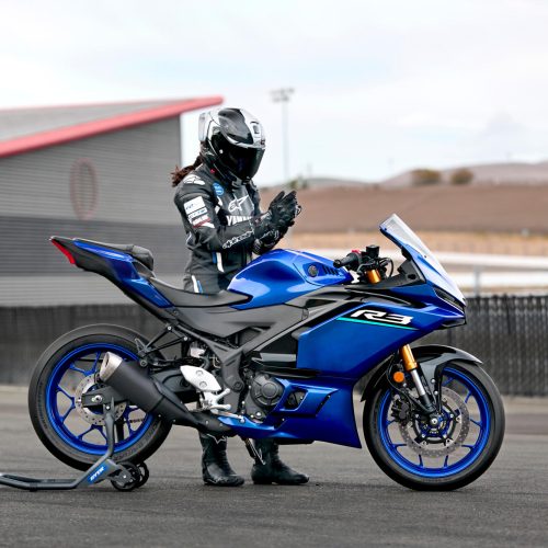 2026-Yamaha-YZFR320-EU-Icon_Blue-Static-002-03