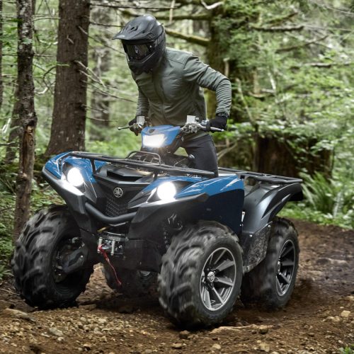 2026-Yamaha-YFM700FWAD-S-EU-Dusty_Blue-Action-002-03