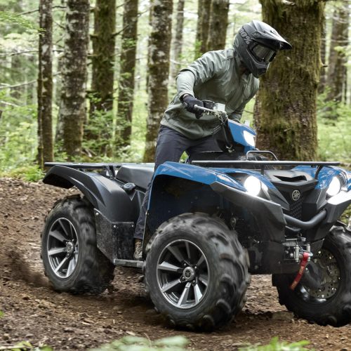 2026-Yamaha-YFM700FWAD-S-EU-Dusty_Blue-Action-003-03