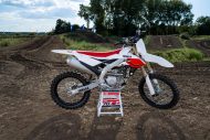 YZ450F 70th ANNIVERSARY 2026 3