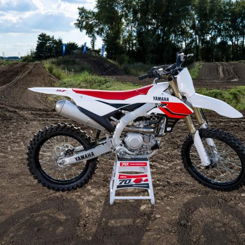 2026-Yamaha-YZ450FSV-EU-NA-Detail-001-03