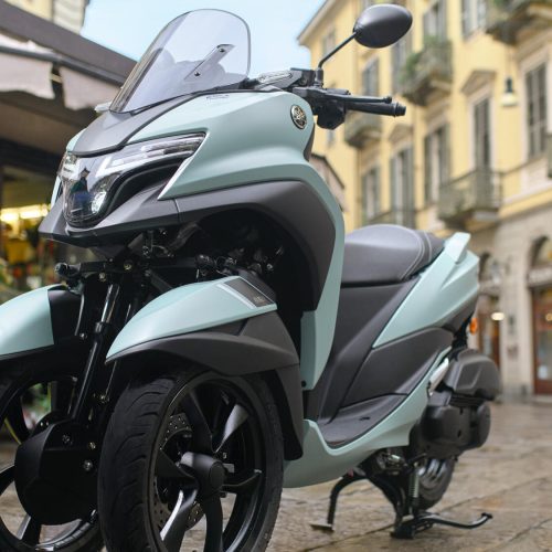 2025-Yamaha-LMW125AYM-EU-NA-Detail-002-03