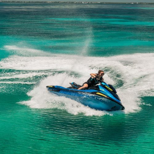 2027-Yamaha-VXLTDHO-EU-Lagoon_Blue-Action-003-03
