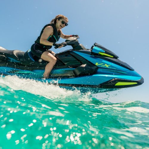 2027-Yamaha-VXLTDHO-EU-Lagoon_Blue-Action-004-03